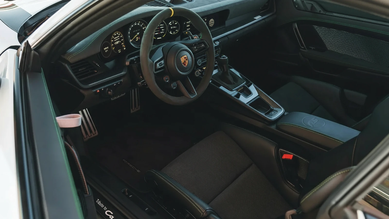 Porsche 911 GT3 RS rental in Baku Azerbaijan